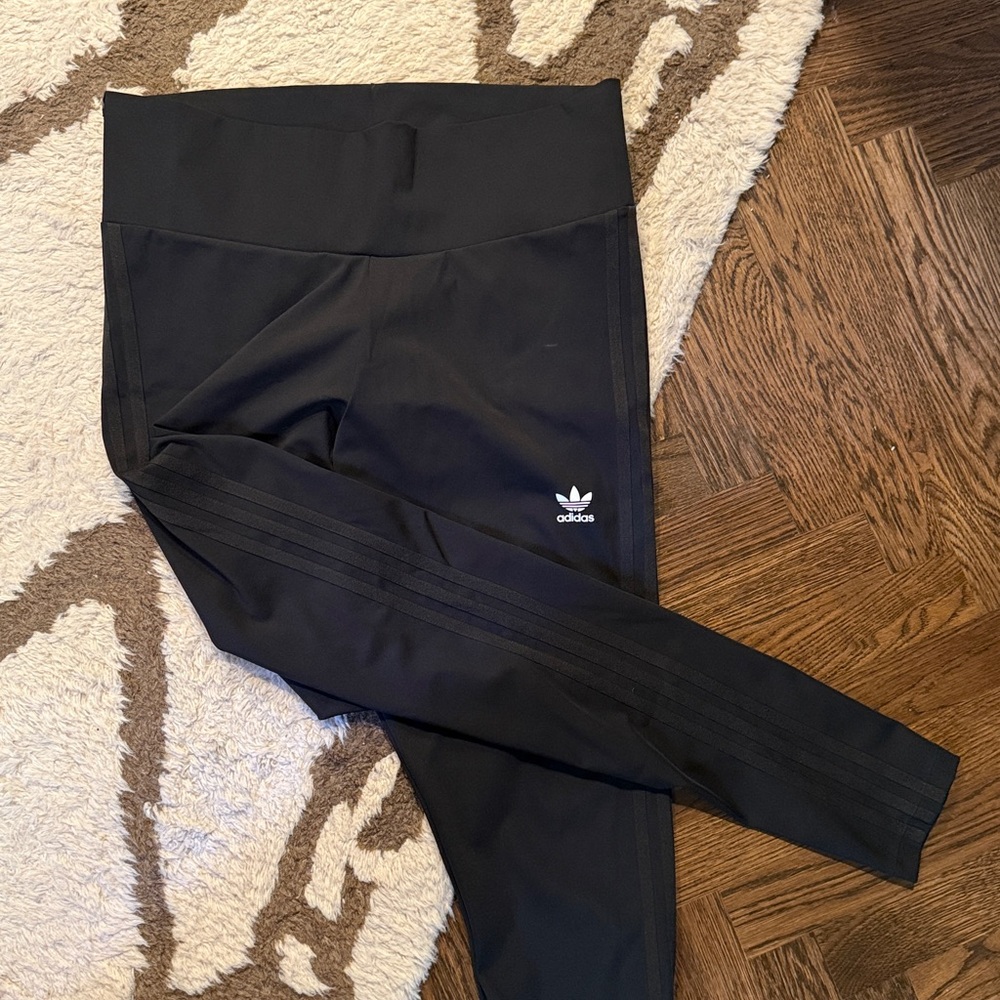 Adidas NWOT Women’s Black Workout Leggings